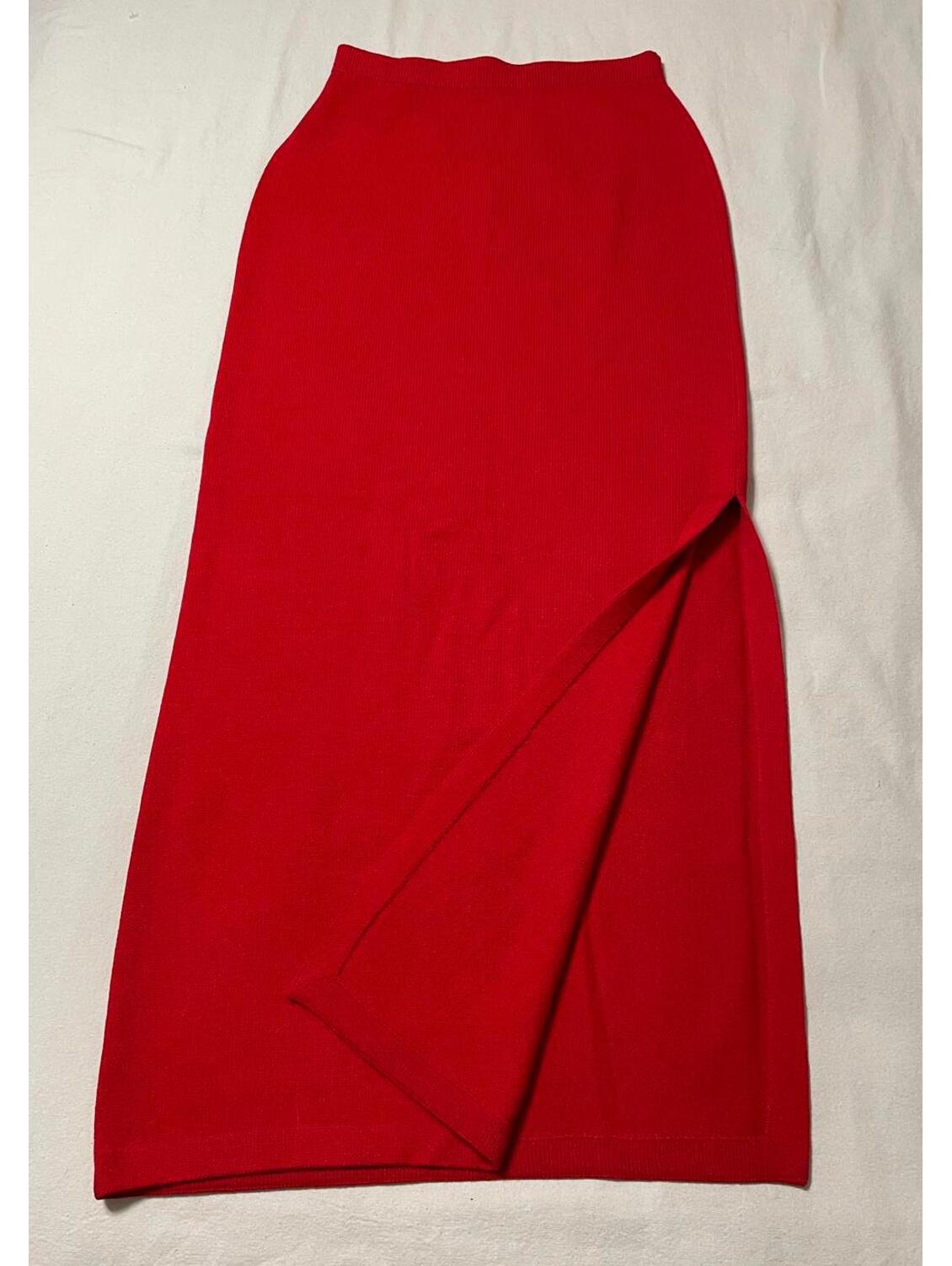 St. John Evening Christmas Red Maxi Skirt Size 4 Luxury Side Slit Designer
